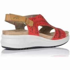 Fluchos BASKETS F1481 Sandales et Nu-pieds Couleur Rouge -Fluchos Soldes Magasin 23004615 500 C