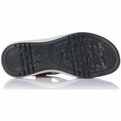 Fluchos BASKETS F1481 Sandales et Nu-pieds Couleur Rouge -Fluchos Soldes Magasin 23004615 500 D